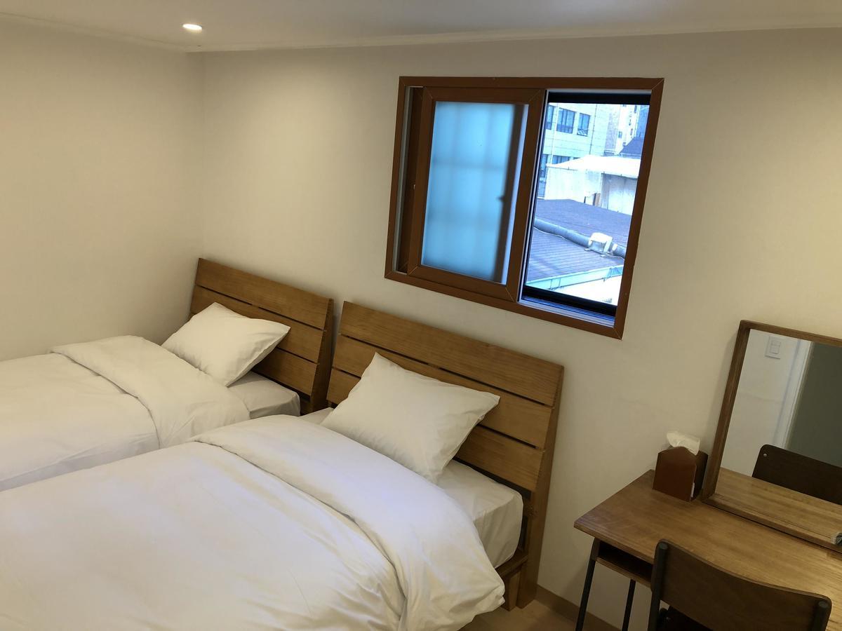 Ultari Hostel Jongno Seoul Exterior photo