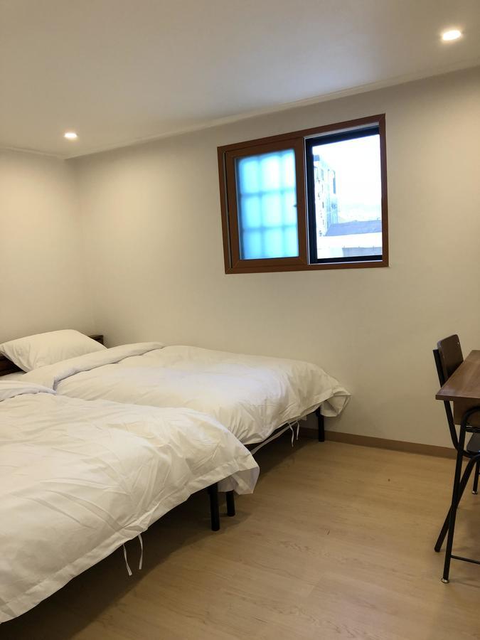 Ultari Hostel Jongno Seoul Exterior photo
