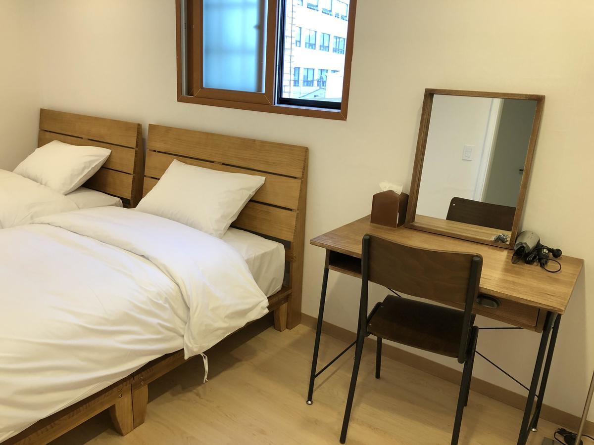 Ultari Hostel Jongno Seoul Exterior photo