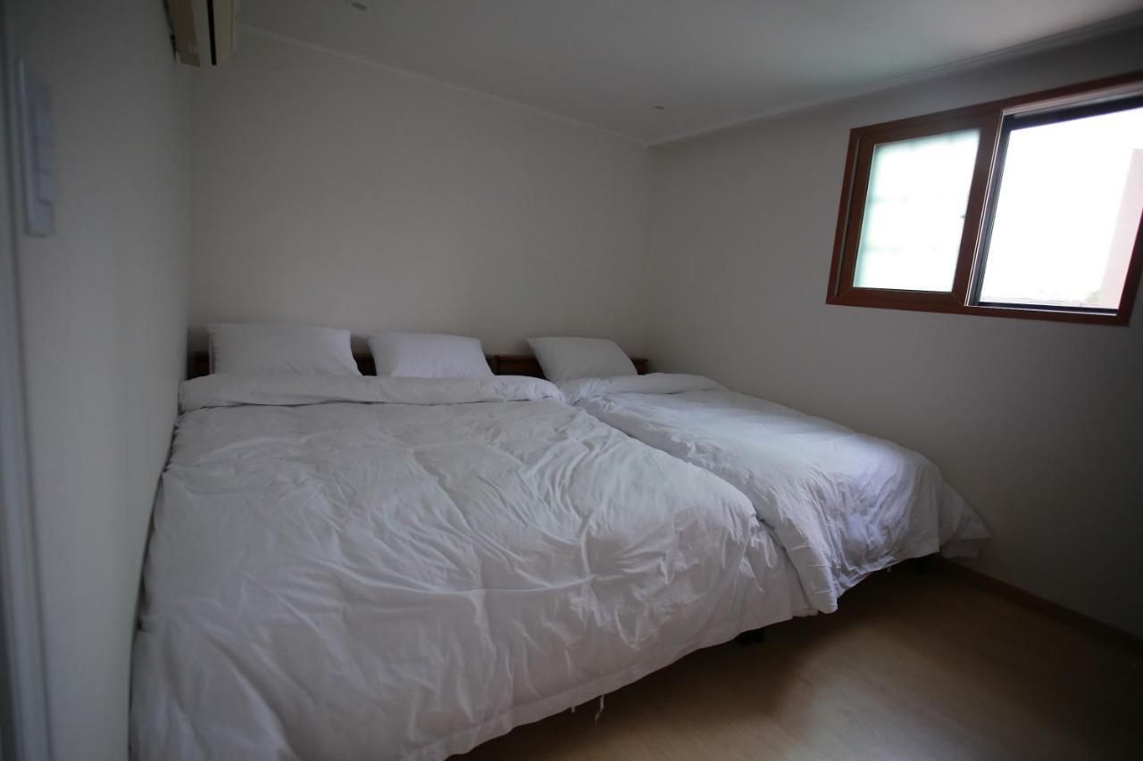 Ultari Hostel Jongno Seoul Exterior photo