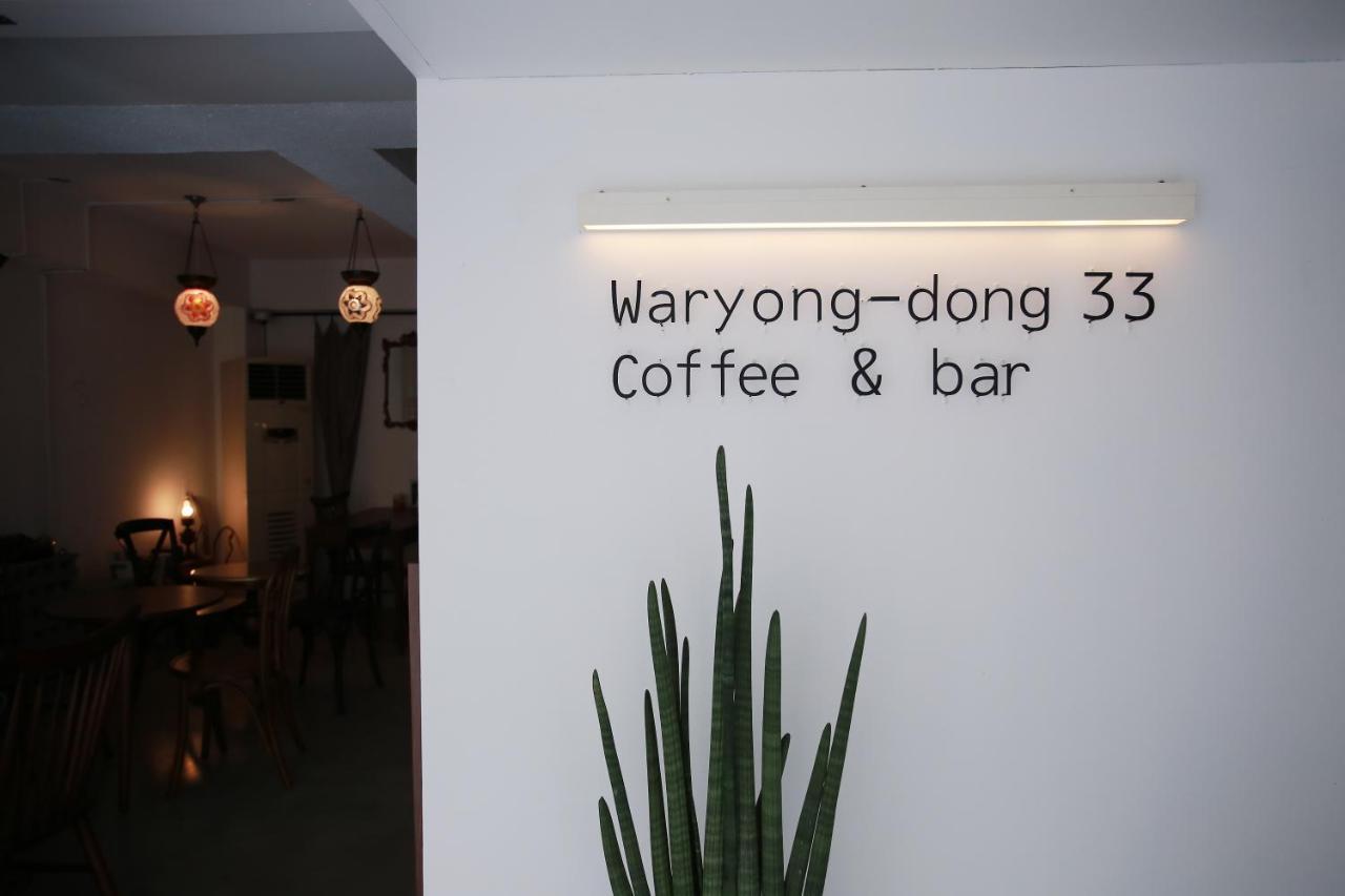 Ultari Hostel Jongno Seoul Exterior photo